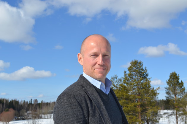 Ismo Haaponiemi on golfin lisäksi aitiopaikalla kehittämässä myös suomalaista salibandyä.